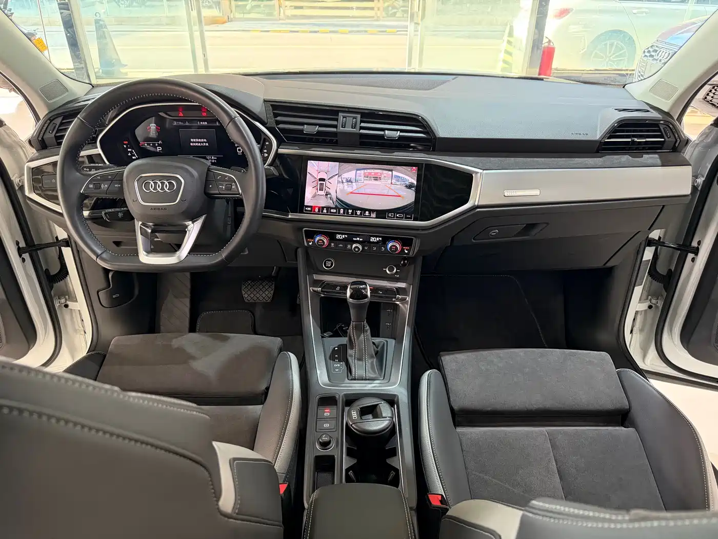 Audi Q3 2022 35 TFSI Fashion Dynamic фото 11