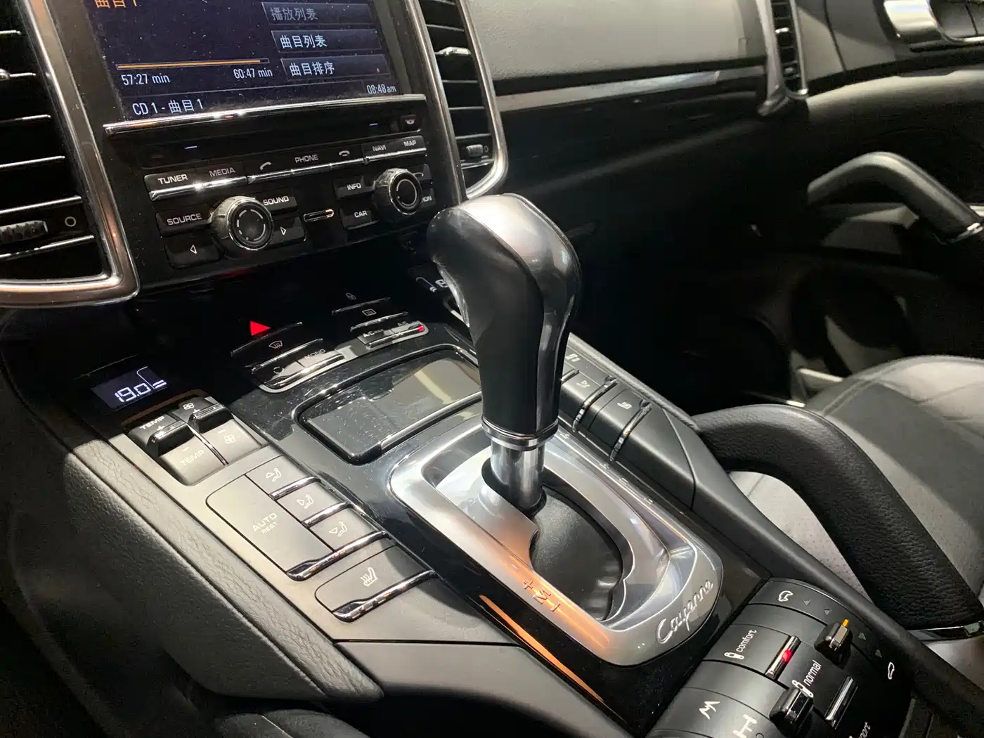 Porsche Cayenne 2011 Cayenne 3.0T фото 17