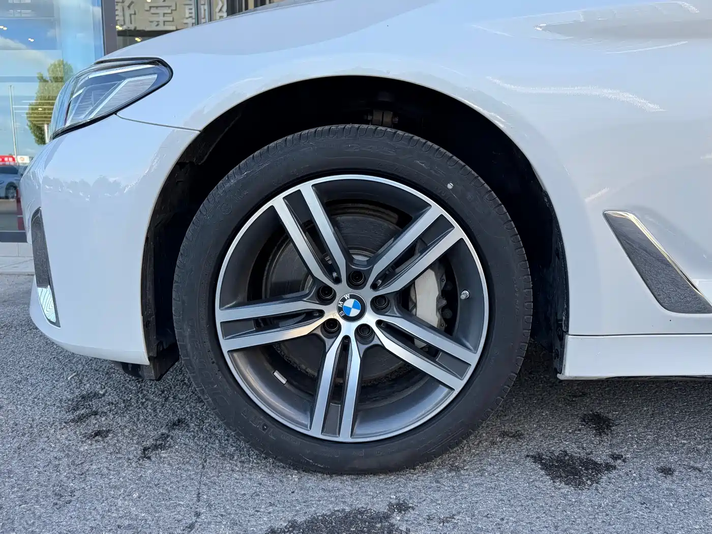 BMW 5 Series 2023 530Li Leading Luxury Package фото 5