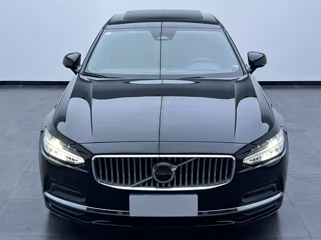 Volvo S90 2024 B5 Inscription Luxury Edition — фото 2