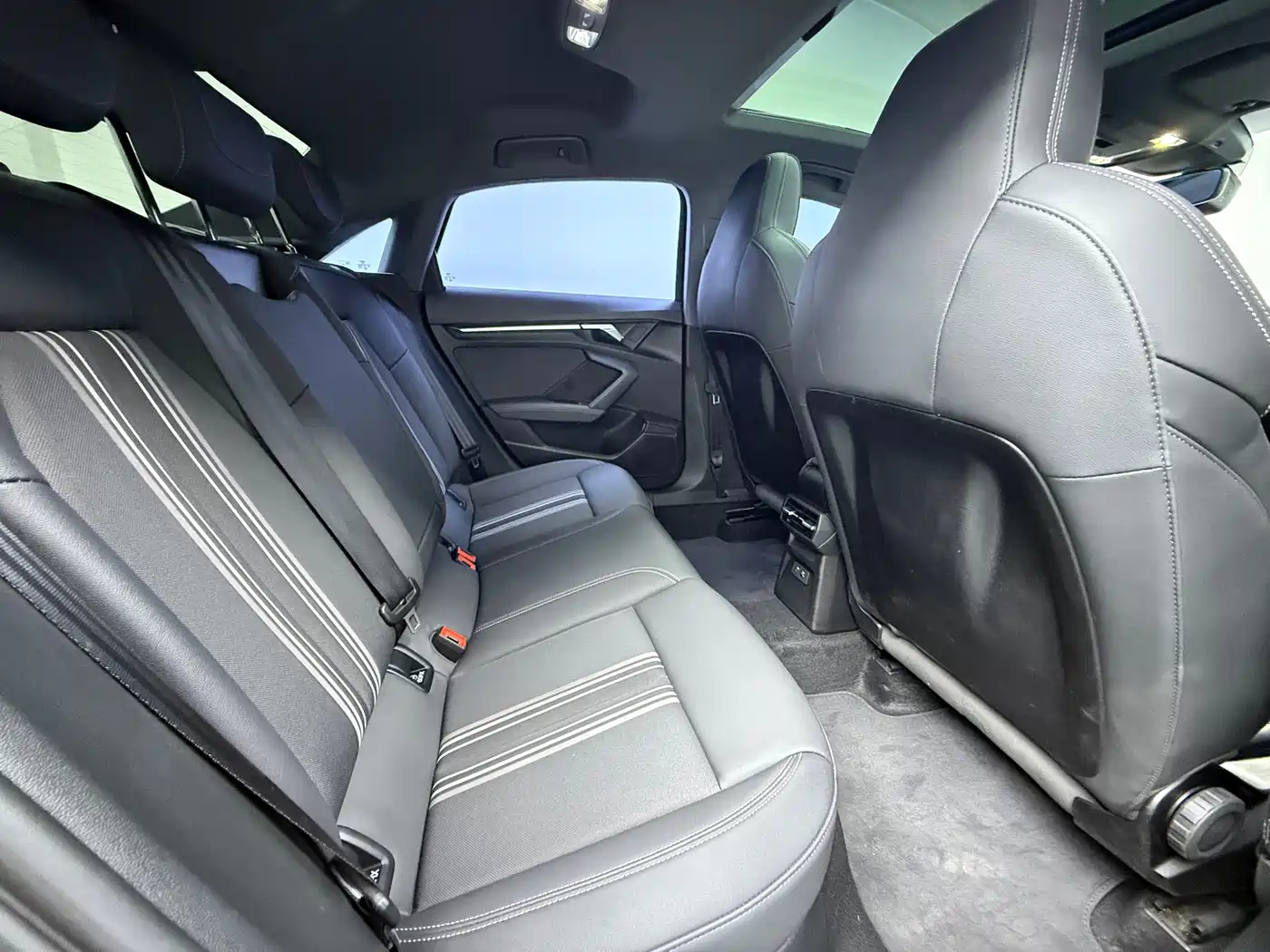 Audi A3 2023 A3L Limousine 35 TFSI Fashion Sport фото 12