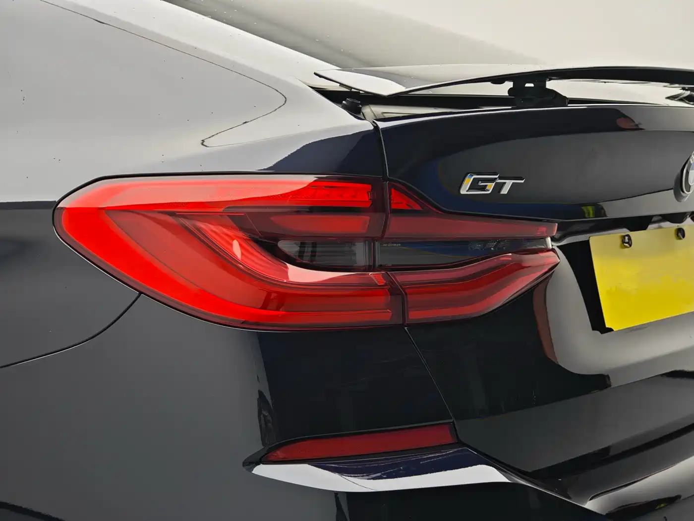 BMW 6 Series GT 2022 Model 630i M Sport Grand Tourer Edition фото 5