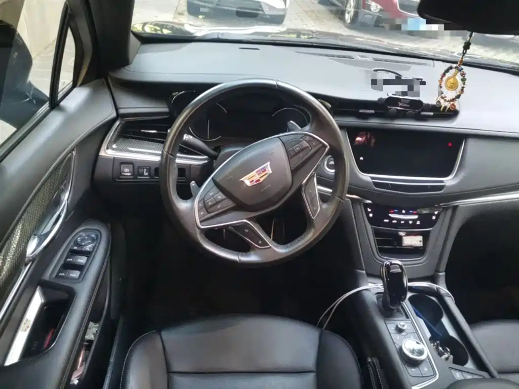 Cadillac XT5 2021 2.0T 4WD Premium Edition фото 3