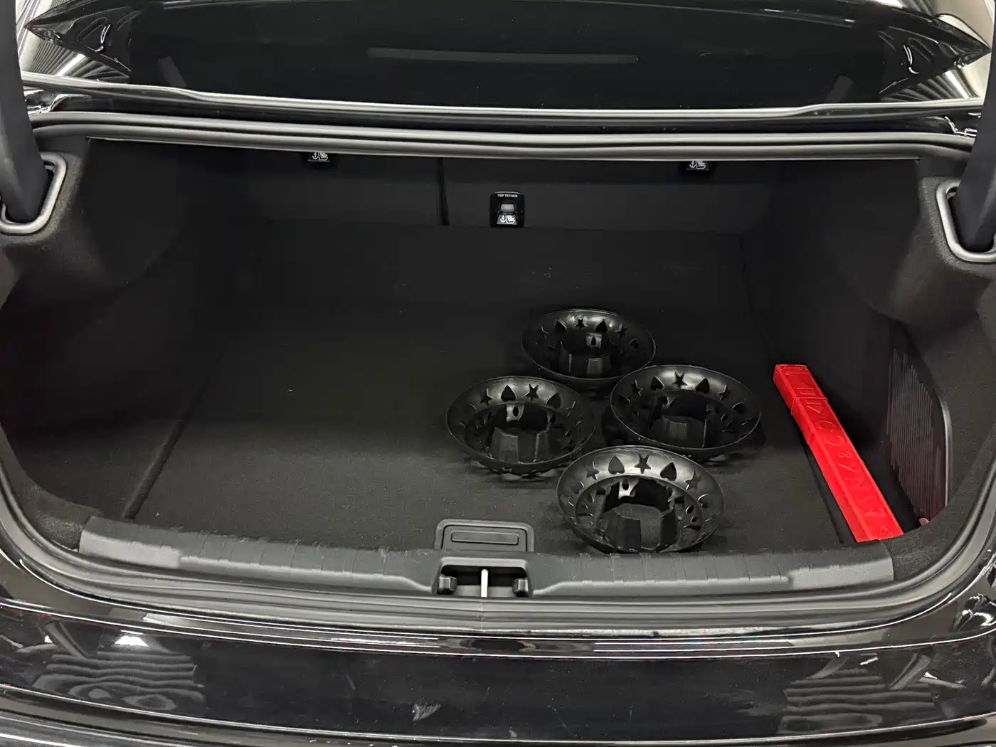 Lynk & Co 03 2023 03+ 2.0TD Automatic Performance Package фото 7
