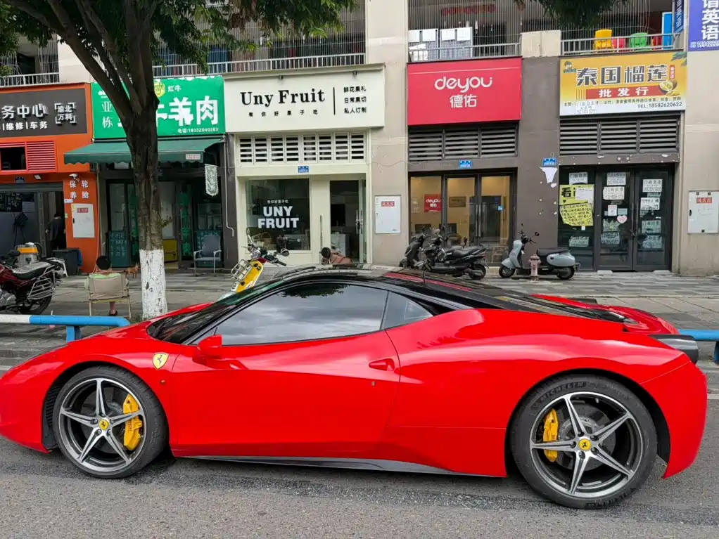 Ferrari 458 2013 2011 4.5L Italia