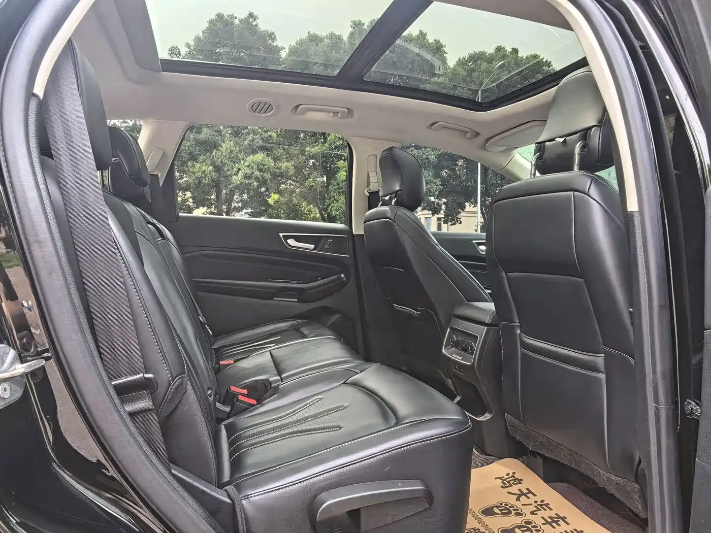 Ford Edge 2021 2021 PLUS EcoBoost 245 FWD Luxury Sharp 7-seater