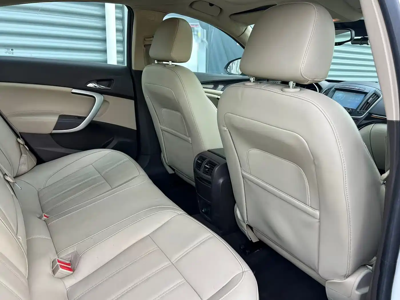 Buick Regal 2015 2.0L Elite Fashion Model фото 7