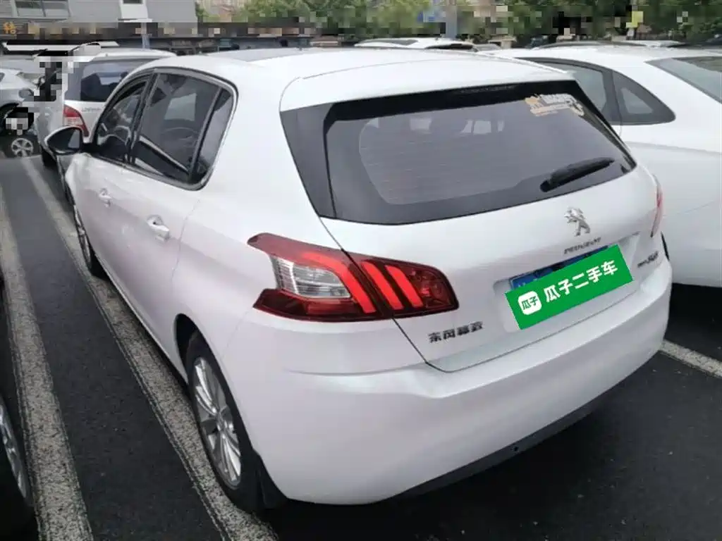 Peugeot 308S 2015 1.2T Auto Dynamic Edition фото 23