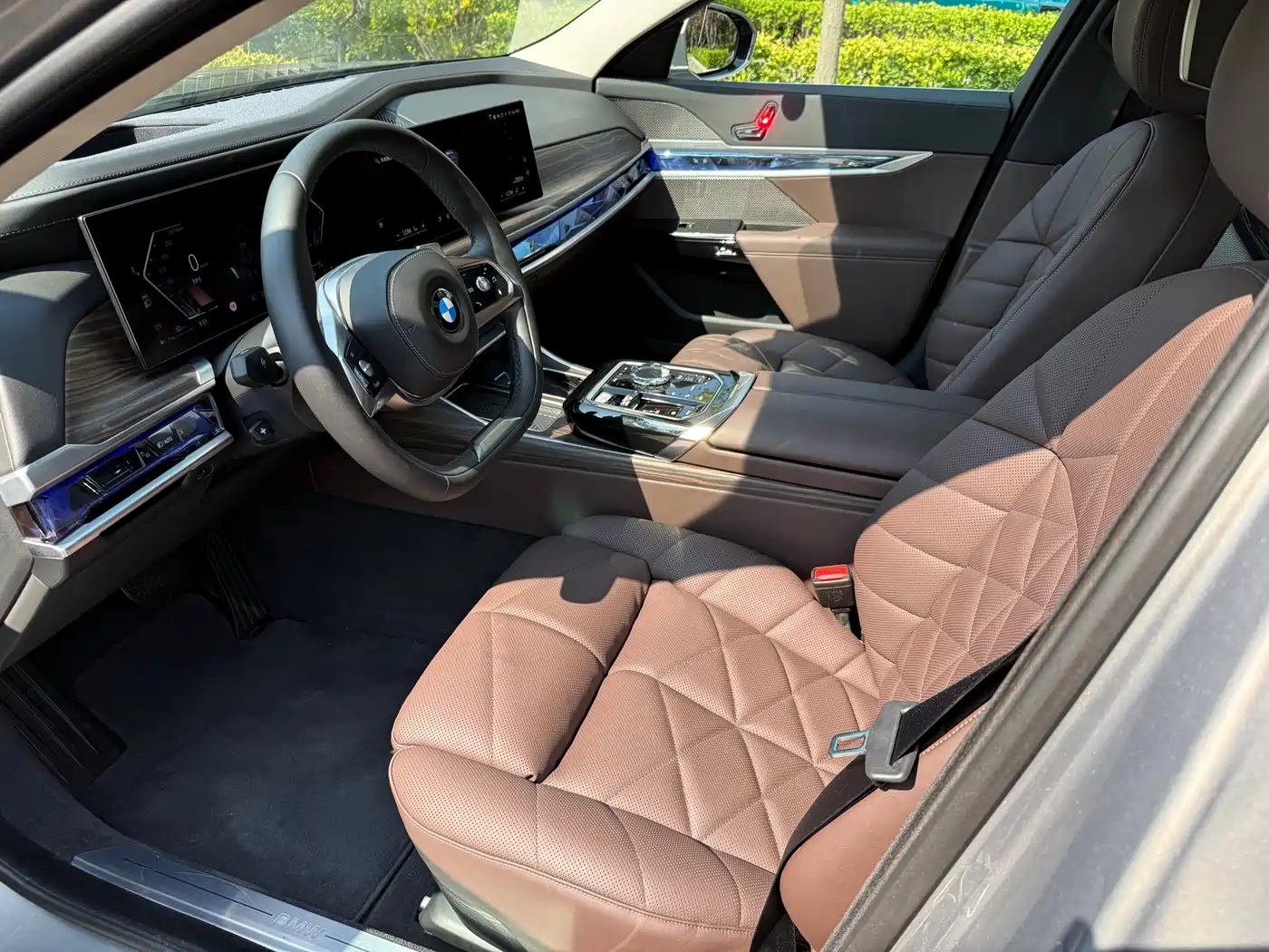 BMW 7 Series 2025 2023 Model 740Li Leading Luxury Package