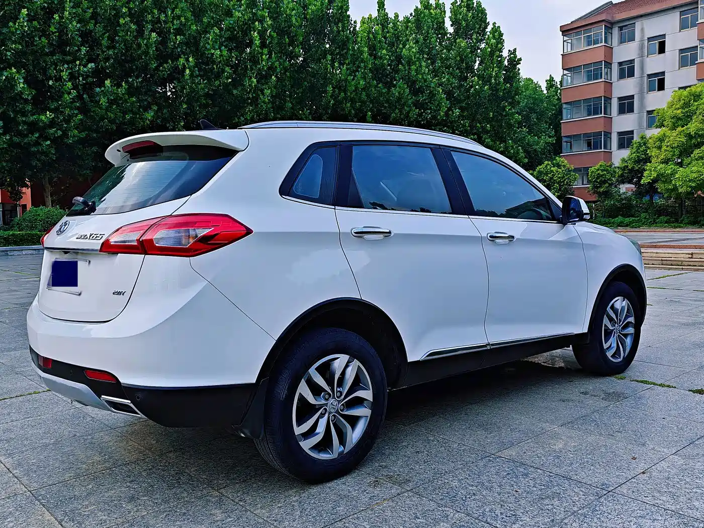 BAIC Senova X65 2015 2015 2.0T Manual Luxury