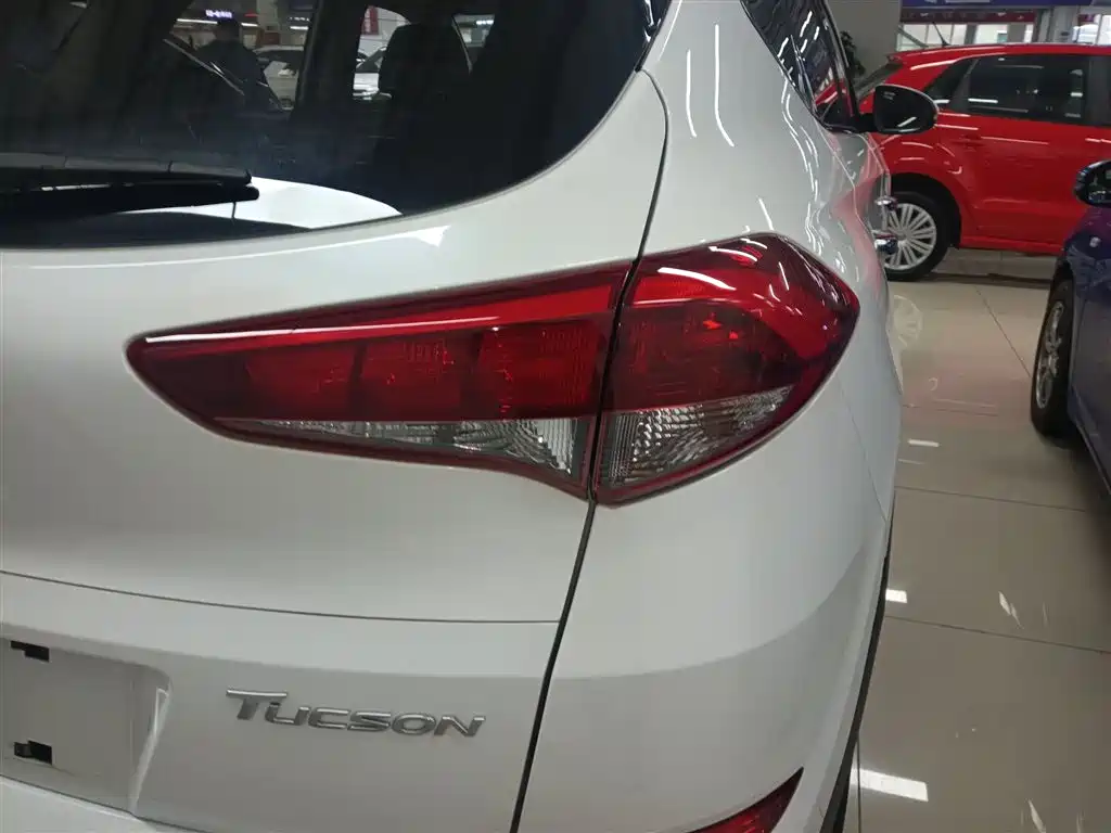 Hyundai Tucson 2015 1.6T Dual Clutch 2WD Smart фото 24