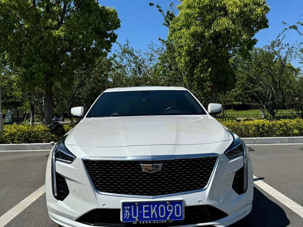 Cadillac CT6 2019 28T Fashion Model