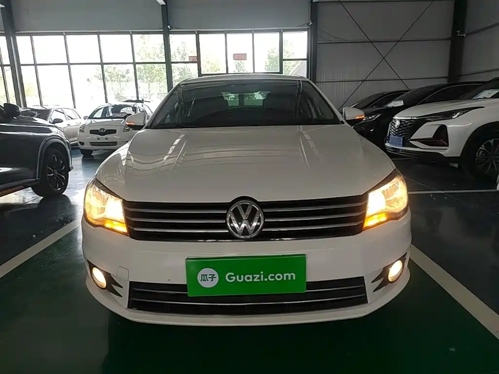 Volkswagen Bora 2015 Quality Edition 1.6L Manual Fashion фото 3