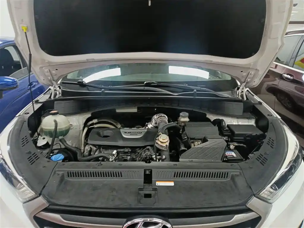 Hyundai Tucson 2015 1.6T Dual Clutch 2WD Smart фото 16