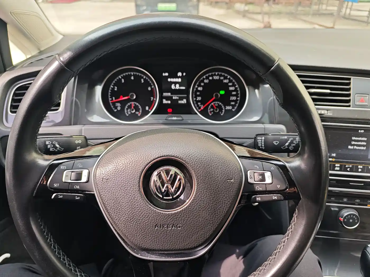 Volkswagen Golf 2018 230TSI Automatic Comfort фото 6