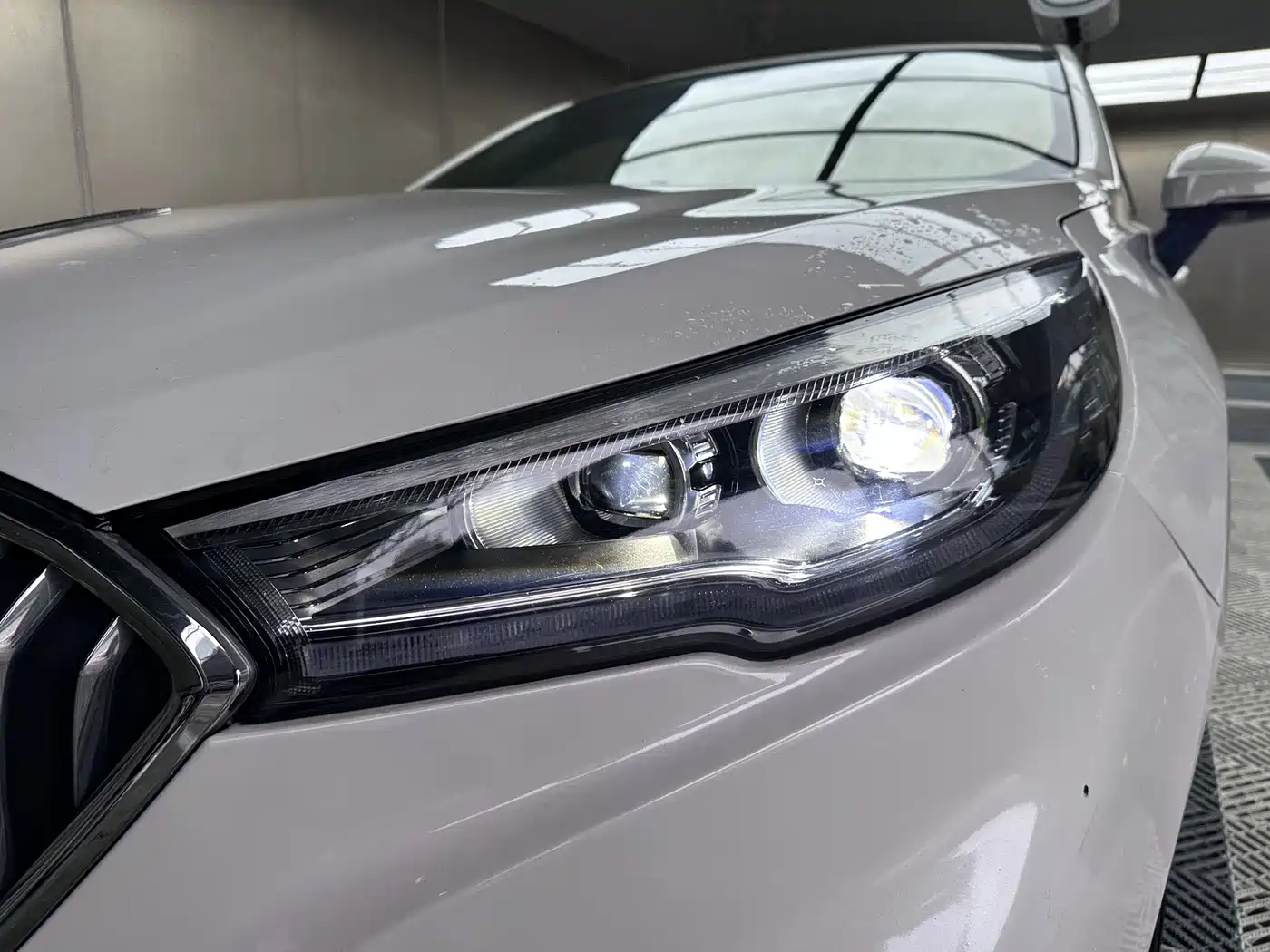 Hongqi H5 2020 1.5T DCT Qi Rhythm Edition фото 15