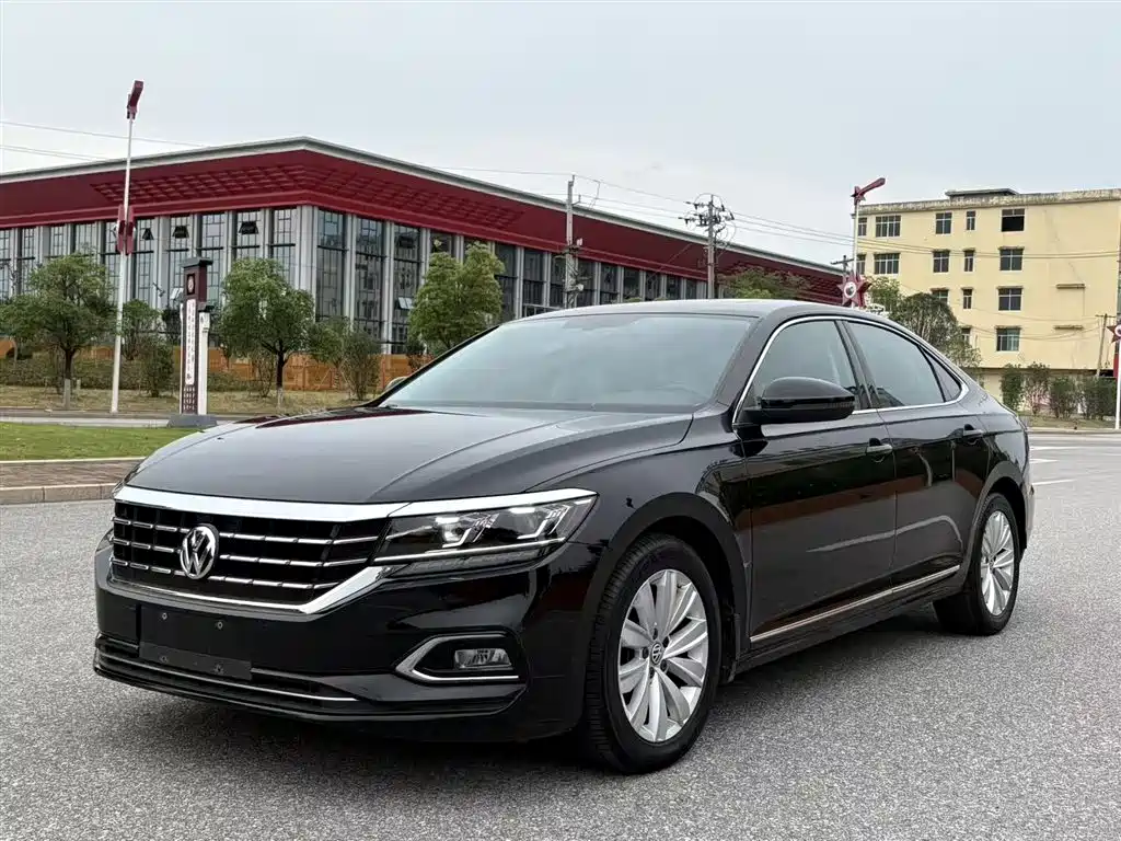 Volkswagen Passat 2019 330TSI Elite Version China VI фото 2