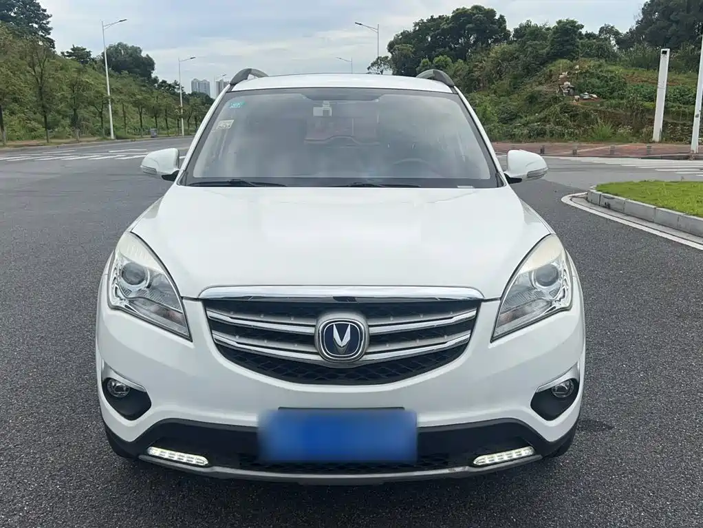Changan CS35 2017 2016 1.6L Automatic Luxury Model China V