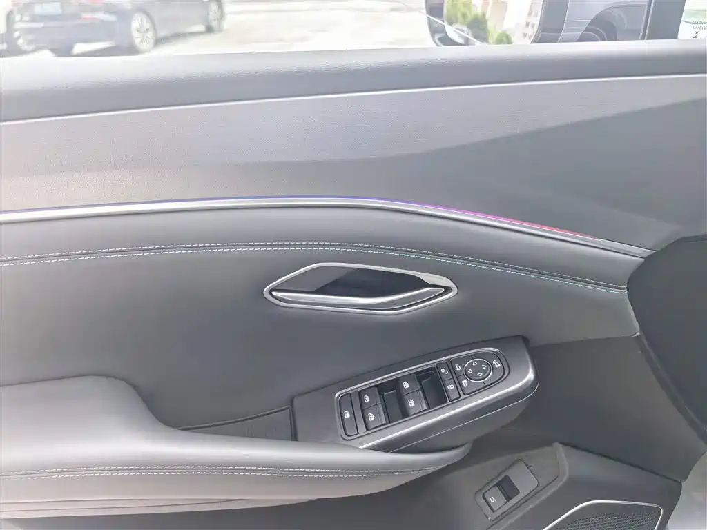 BYD Song L DM-i 2025 Smart Drive 160km Premium фото 13