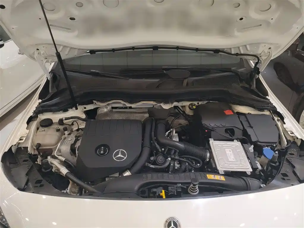 MERCEDES-BENZ CLASS B