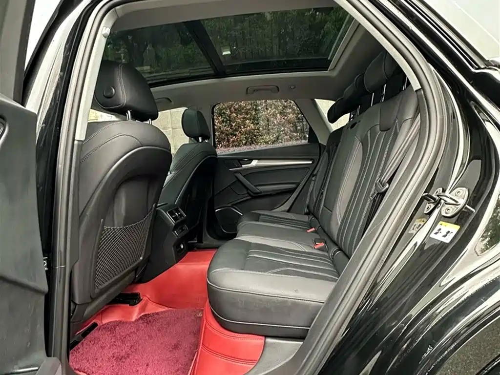 Audi Q5L 2022 40T Luxury Dynamic фото 16