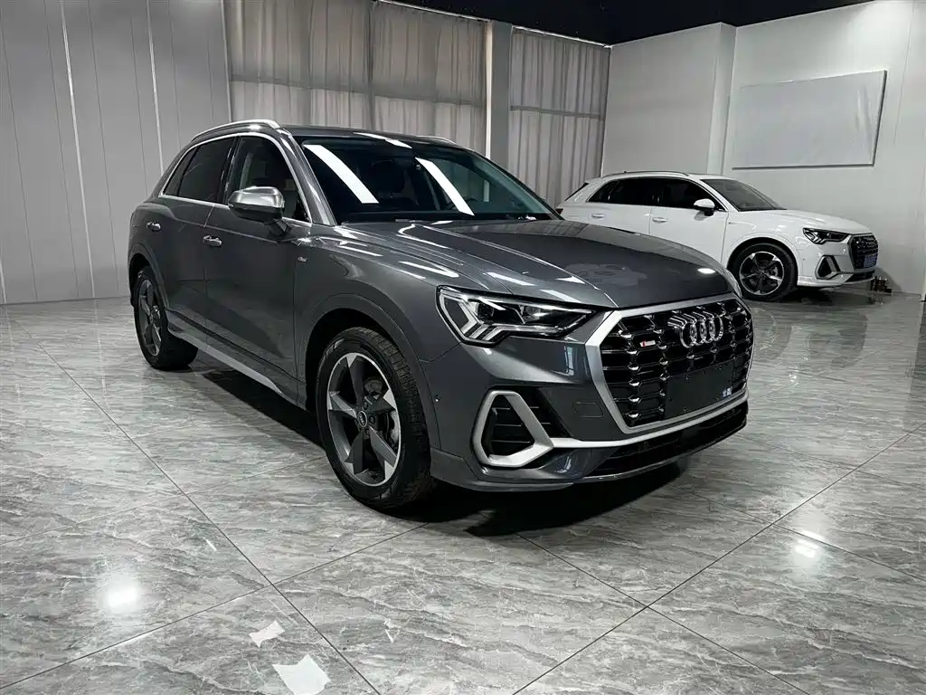 Audi Q3 2022 35 TFSI Fashion Dynamic фото 3