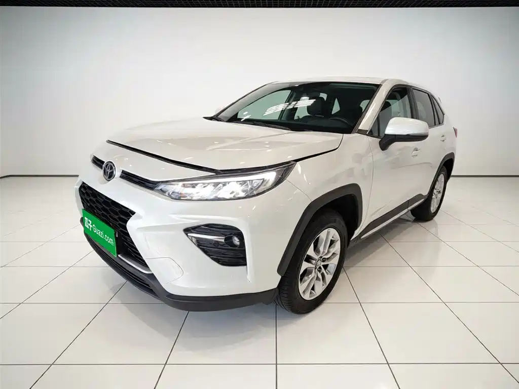Toyota Wildlander 2022 2.0L CVT AWD Luxury Edition фото 2