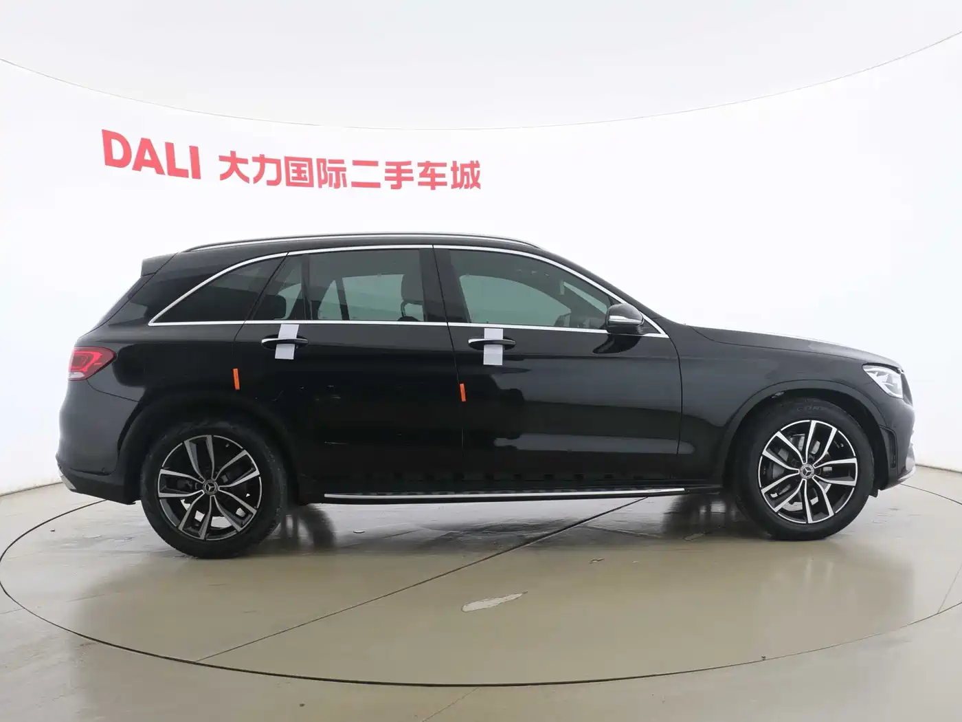 Mercedes-Benz GLC 2020 Facelift GLC 300 L 4MATIC Dynamic фото 5