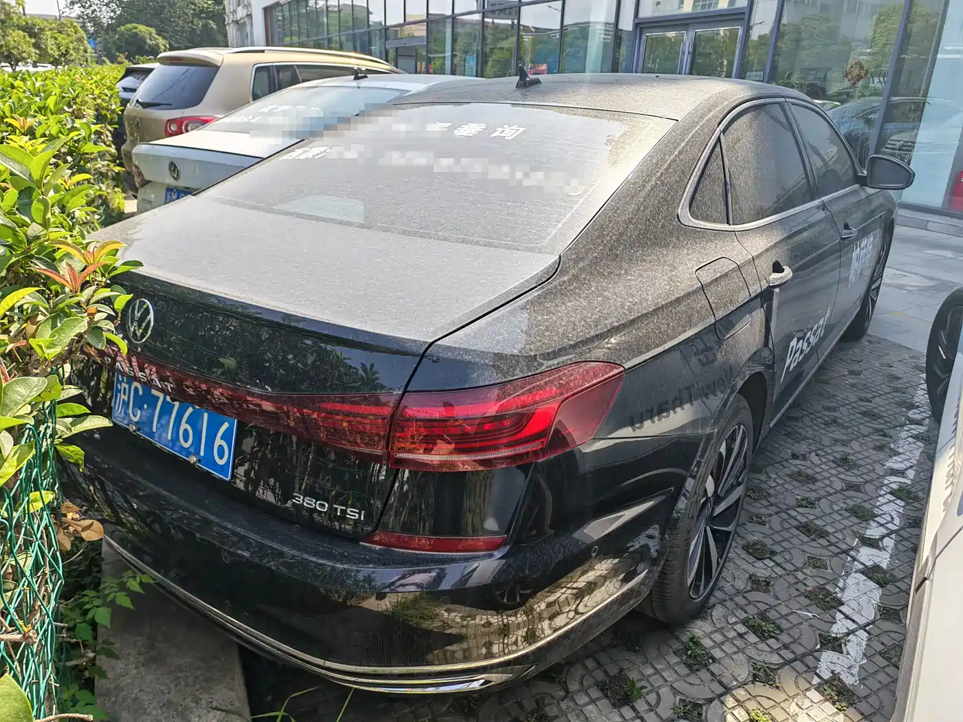 Volkswagen Passat 2025 Outstanding 380TSI Dragon Glory Edition фото 9