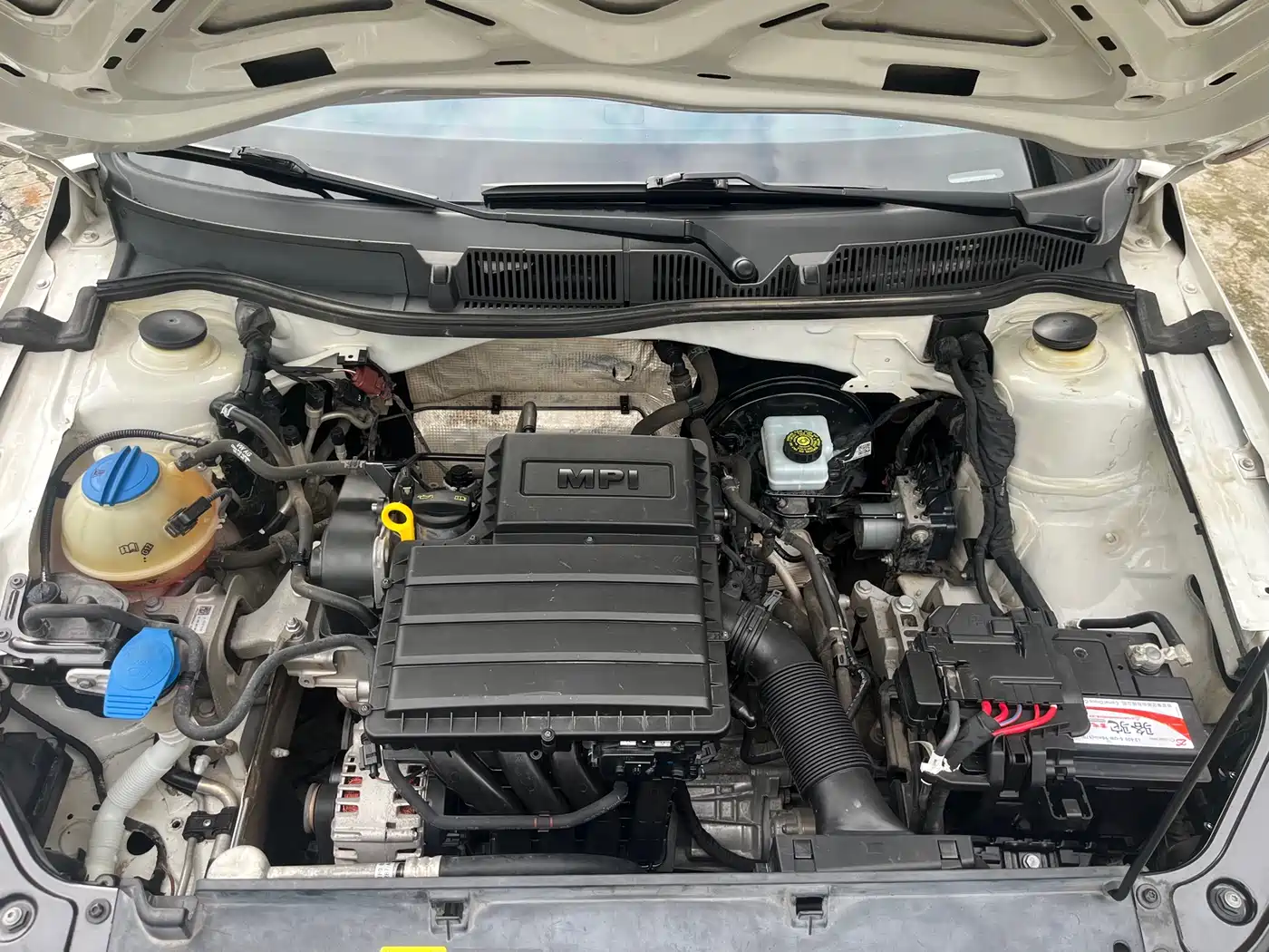 Volkswagen Lavida 2017 1.6L Automatic Trend Edition фото 14