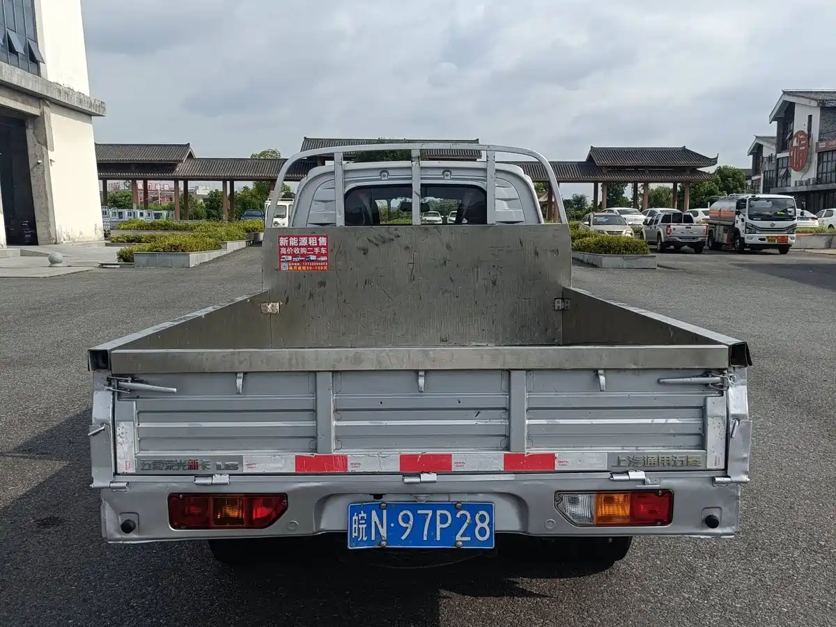 Wuling Motors Wuling Rongguang New Truck 2022 2021 1.8L Base Model Double Row Dual Rear Wheels LJ479Q6