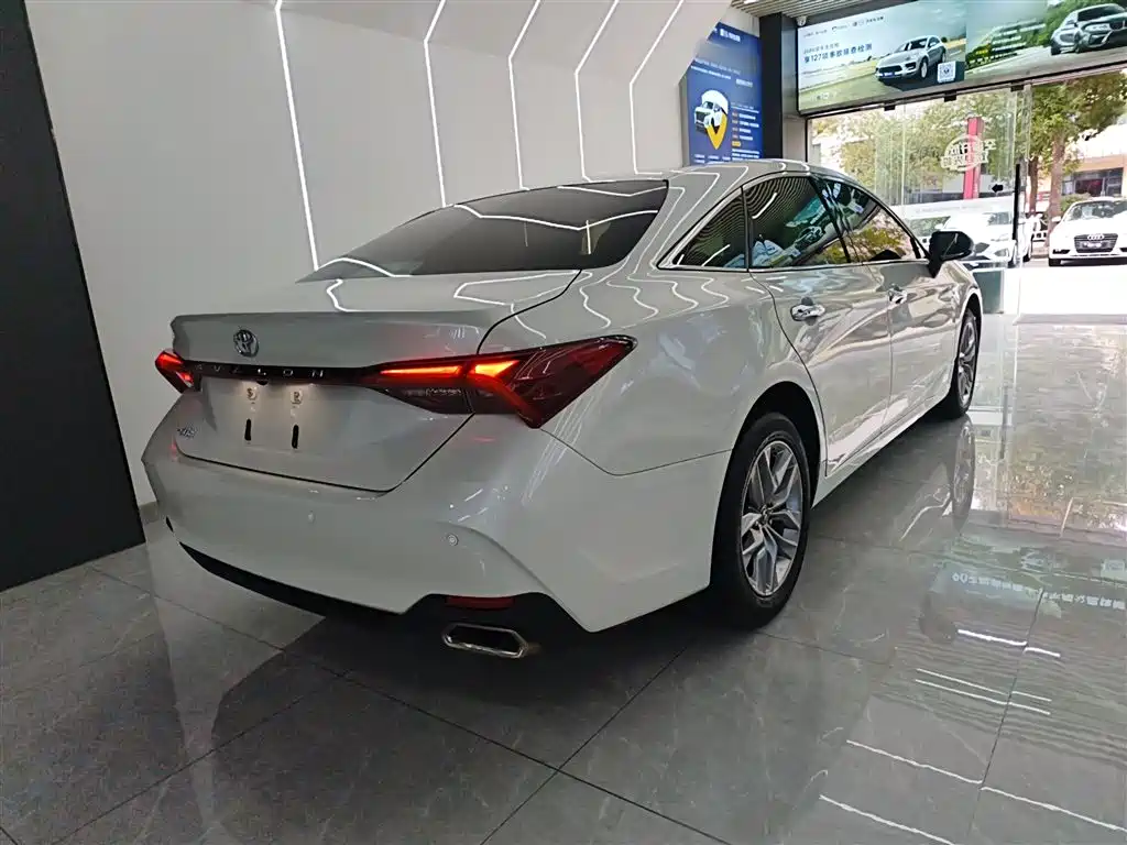 Toyota Avalon 2019 2.0L Luxury Edition (China VI) фото 5