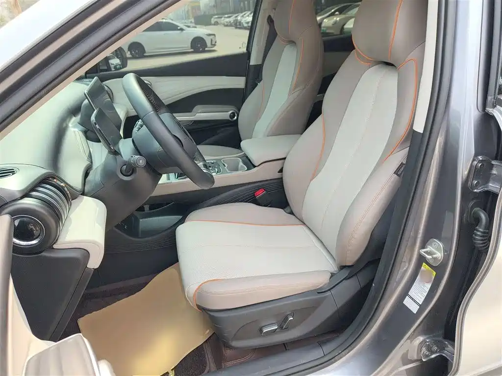 BYD Yuan PLUS 2024 Glory Edition 430KM Advanced фото 15