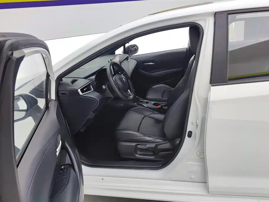 Toyota Levin 2022 185T CVT Luxury Edition фото 9