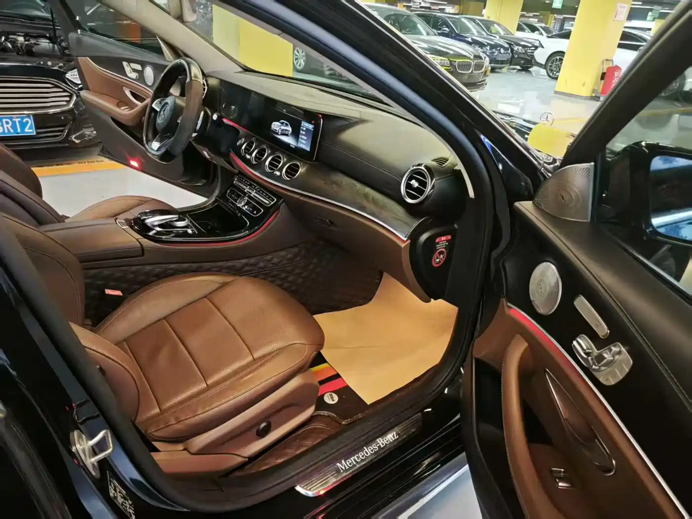 Mercedes-Benz E-Class 2017 E 300 L Luxury фото 6