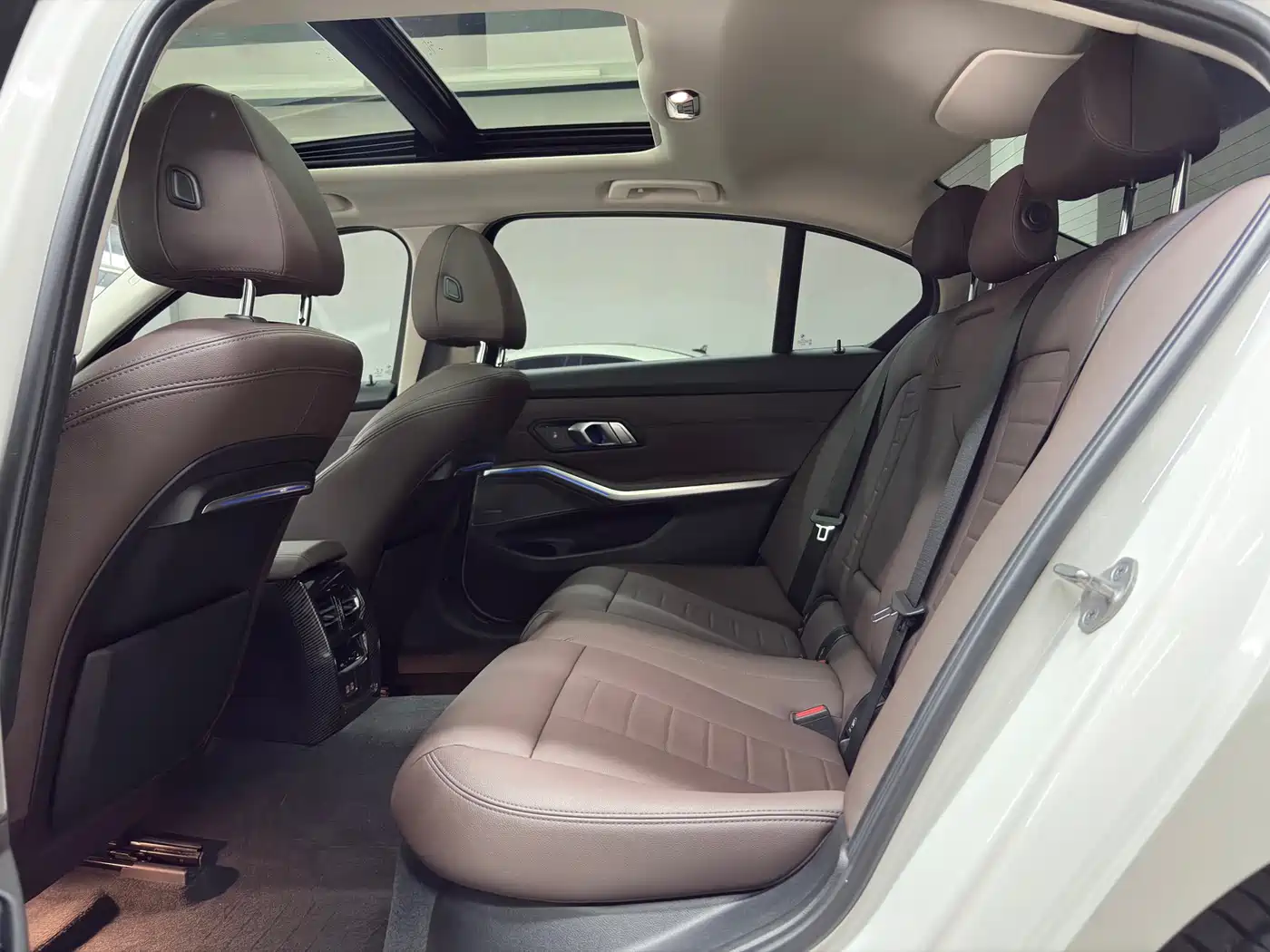 BMW 3 Series 2020 Facelift 325Li M Sport Night Edition фото 5
