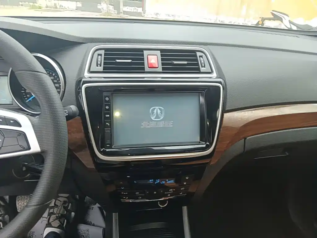 BAIC Weiwang S50 2017 2016 1.5T Manual Joy Elite
