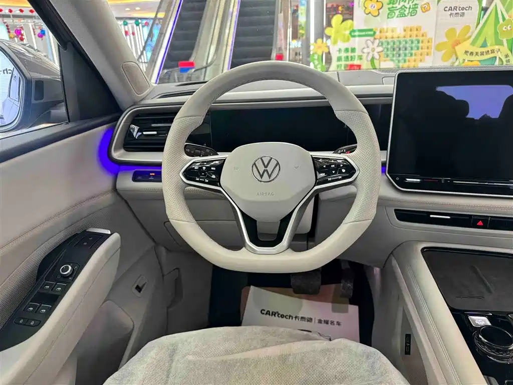Volkswagen Teramont 2025 Model Teramont Pro 450TSI 4WD Cross Country Edition фото 7