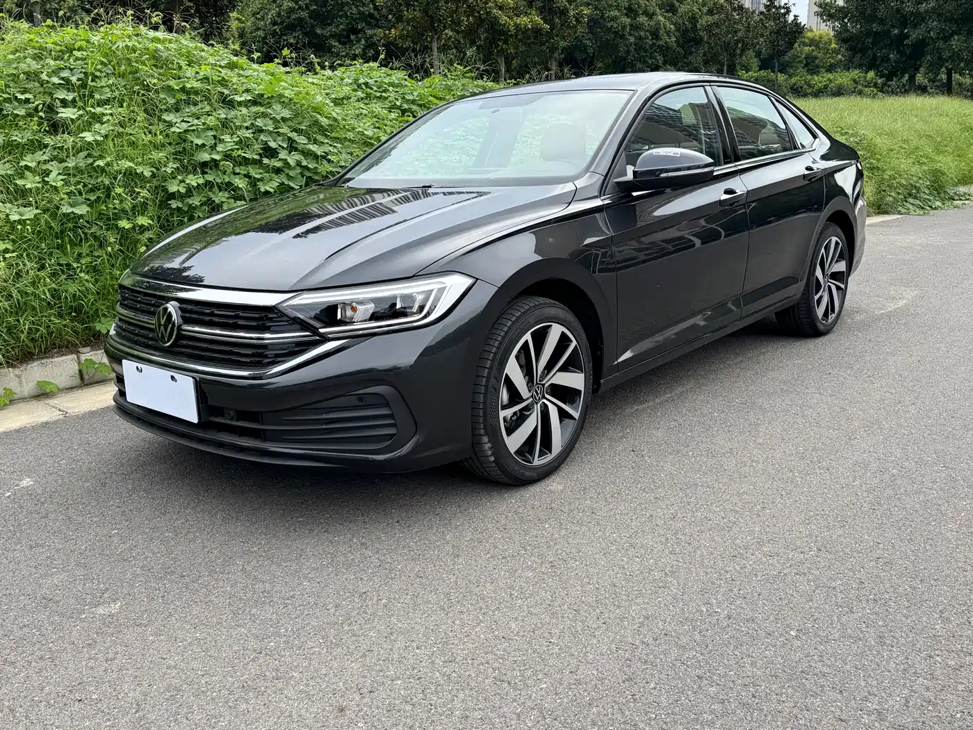 Volkswagen Sagitar 2026 2026 Model Year Facelift 30 Million Special Edition 300TSI DSG Premium Edition