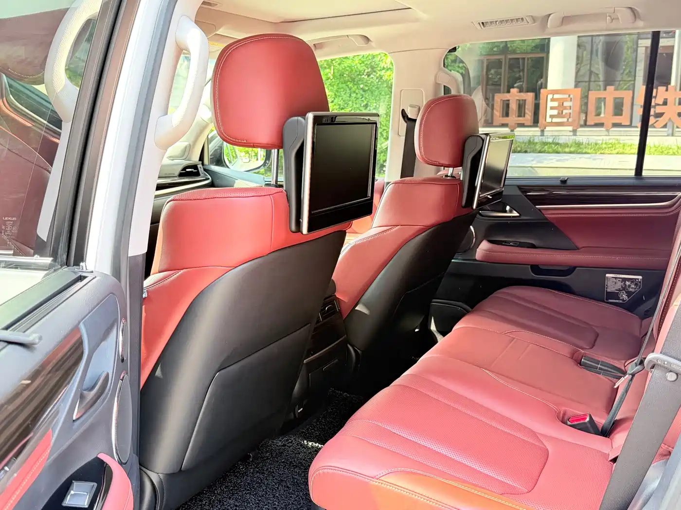 Lexus LX 2019 570 Prestige Luxury Edition фото 13