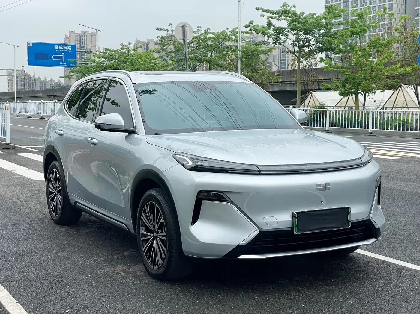 Geely Galaxy Galaxy Starship 7 EM-i 2025 120km Navigation Edition фото 4