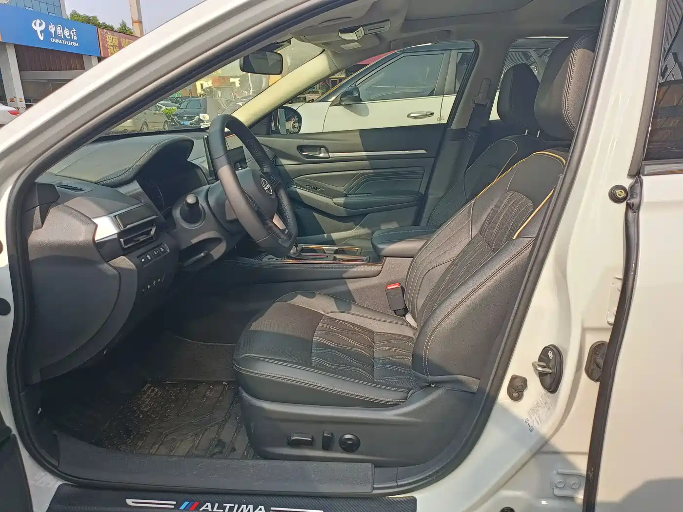 NISSAN TEANA