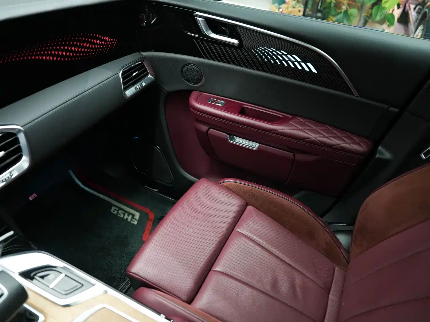 Hongqi E-HS9 2021 460km Flagship Comfort 6-seater фото 16