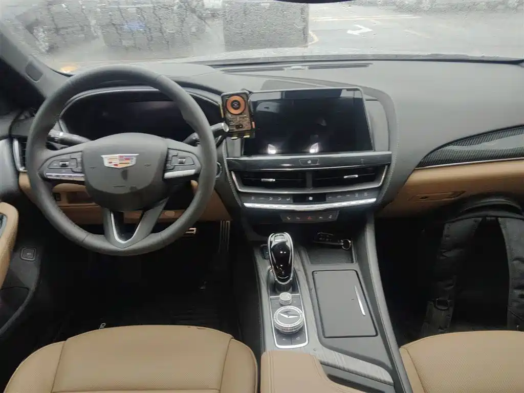 Cadillac CT5 2023 28T Prestige Style фото 6