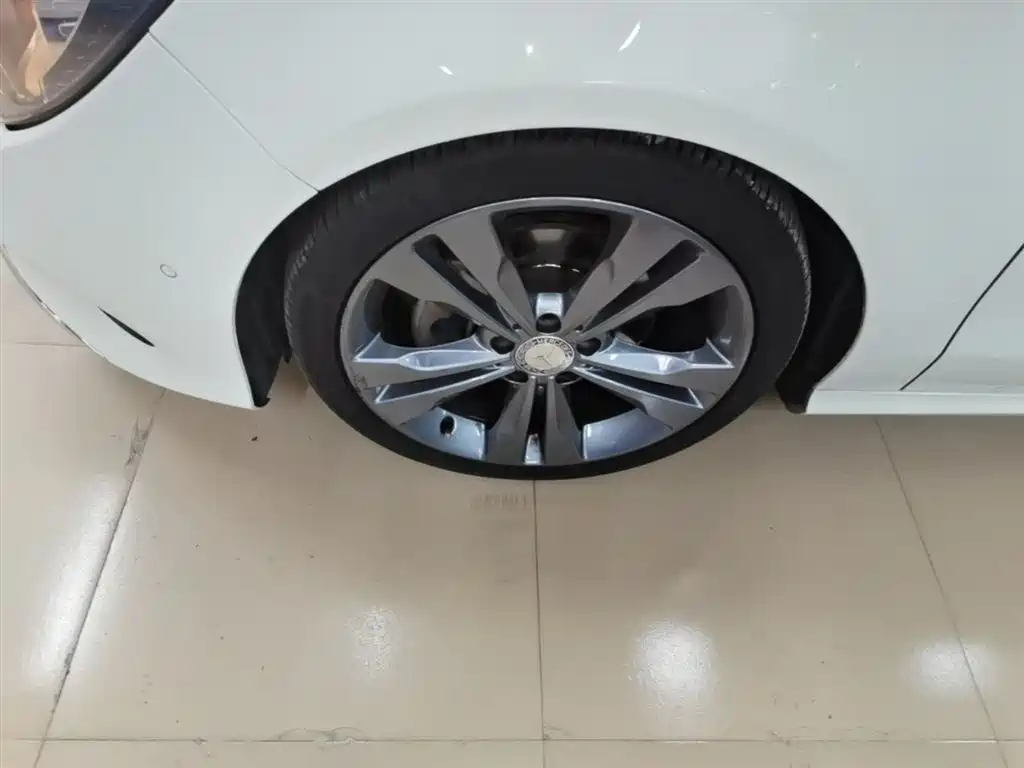 Mercedes-Benz CLA (Import) 2016 Facelift CLA 200 Sport фото 23