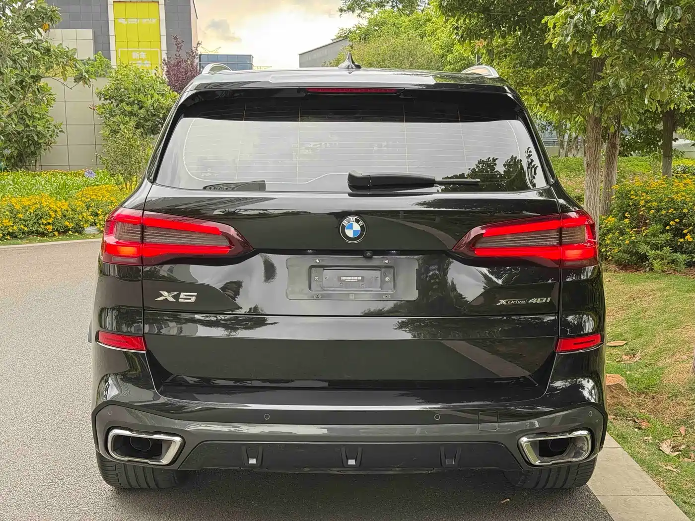 BMW X5 (Import) 2021 xDrive40i Exclusive M Sport Package фото 5