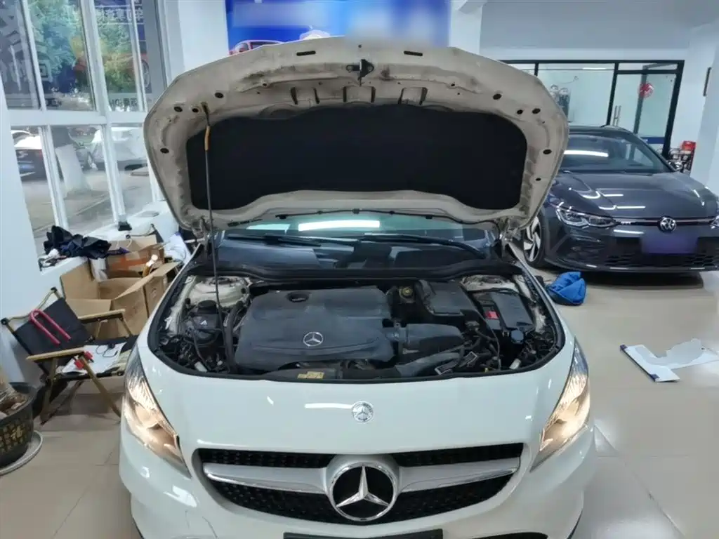 Mercedes-Benz CLA (Import) 2016 Facelift CLA 200 Sport фото 20