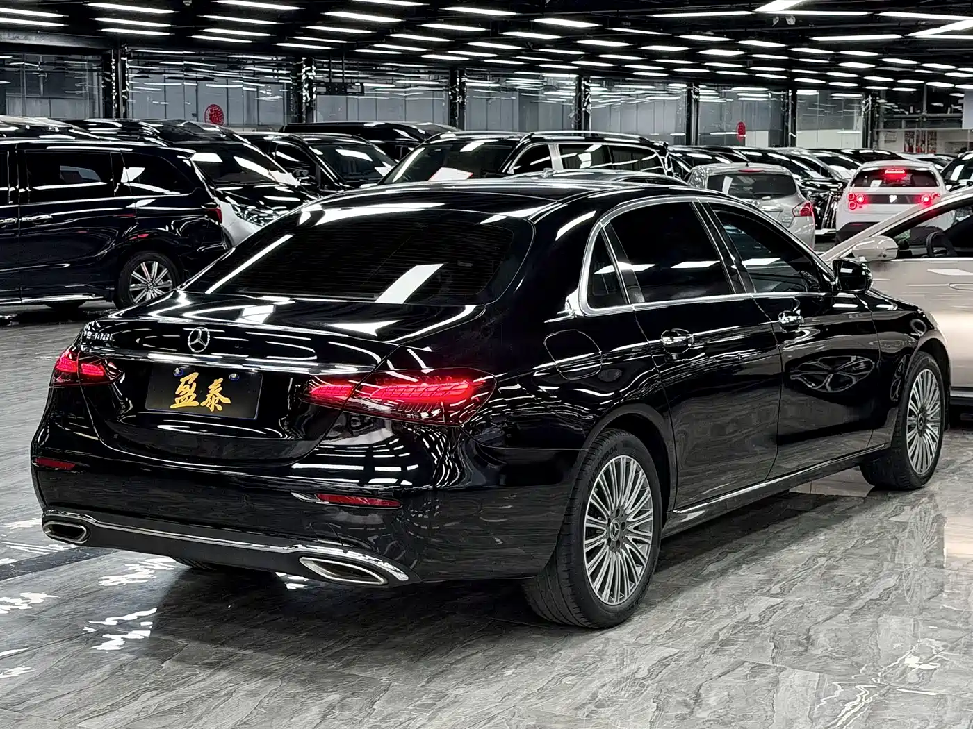 Mercedes-Benz E-Class 2022 E 300 L Luxury фото 7