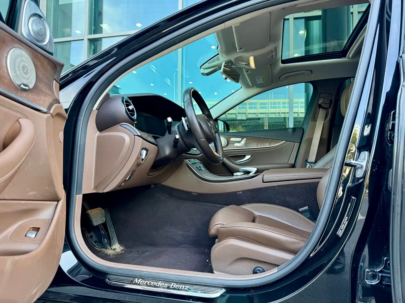 Mercedes-Benz E-Class 2018 E 200 L фото 3