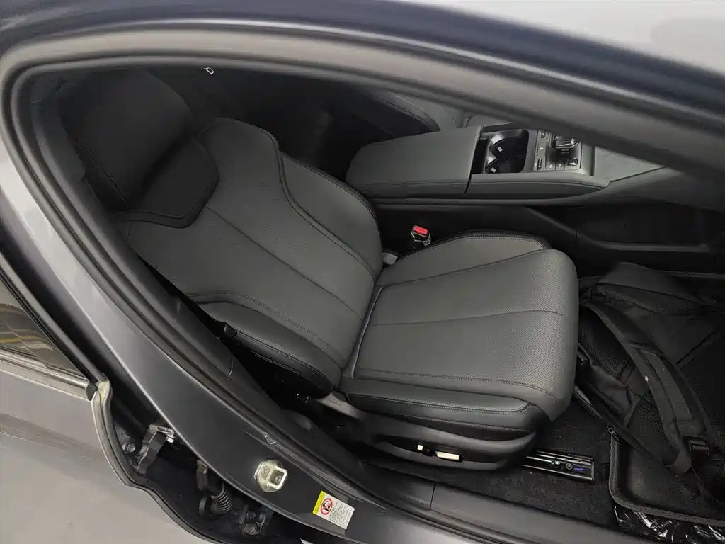 BYD Qin L 2025 DM-i Smart Drive Edition 120KM Surpassing фото 20